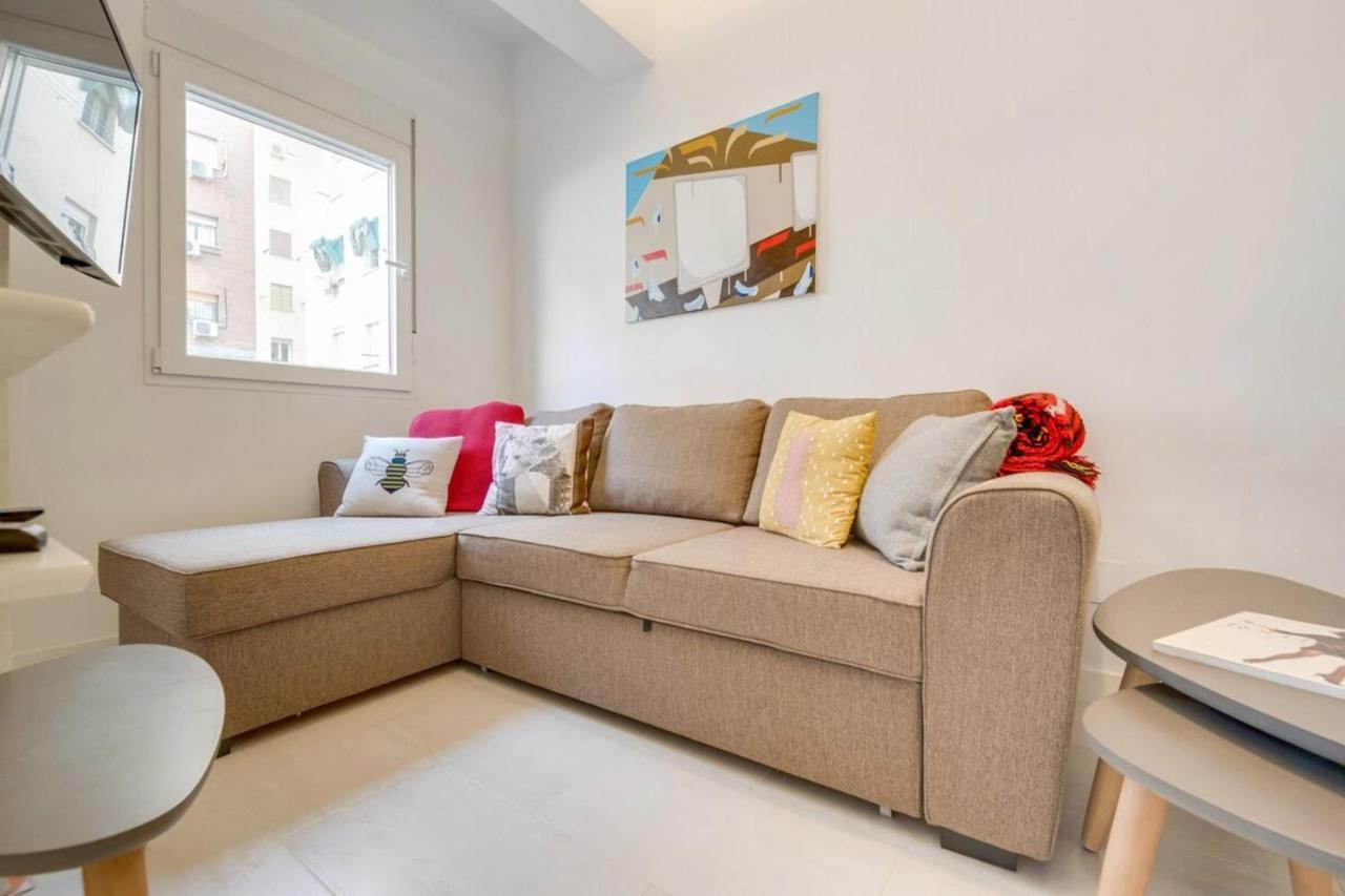 Nice And Cozy Apartment In Delicias Madrid Exterior foto